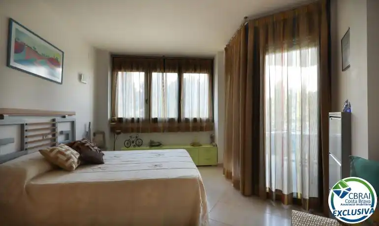 Habitación de Piso en venta en Llançà con Aire acondicionado, Calefacción y Amueblado