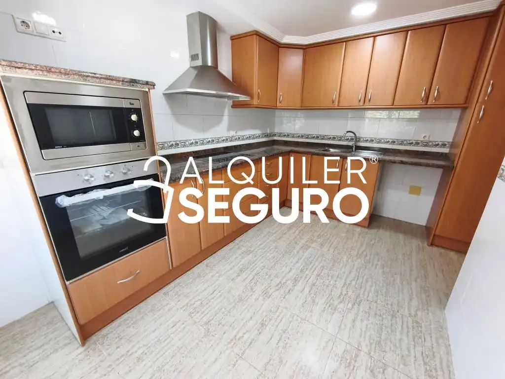 Chalet con piscina en alquiler en Alcalde Ramón Orts Galán, imagen 14