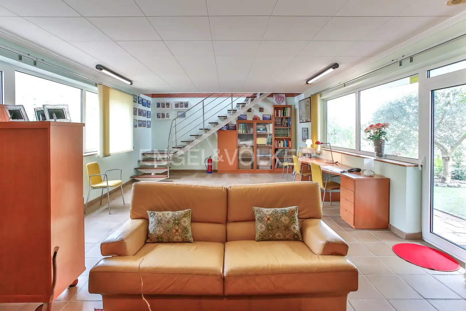 Sala de estar de Casa o chalet en venta en Santa Coloma de Cervelló con Calefacción, Jardín privado y Parquet