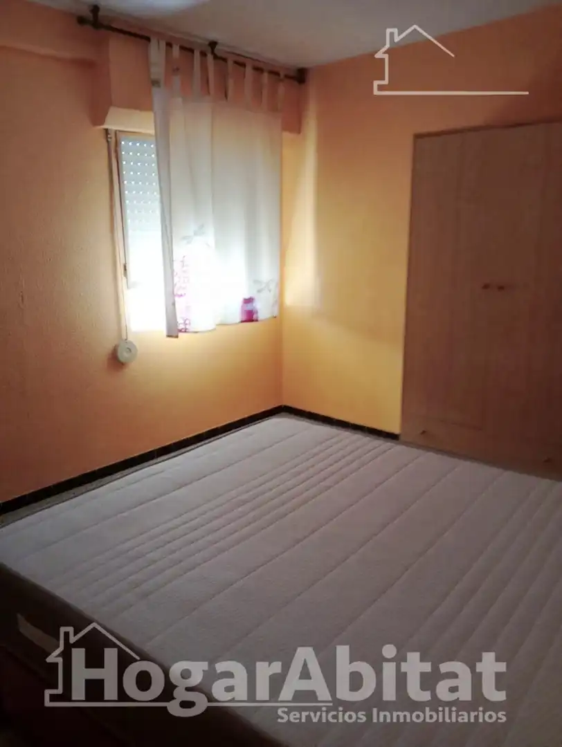 Habitación de Piso en venta en Alzira con Balcón