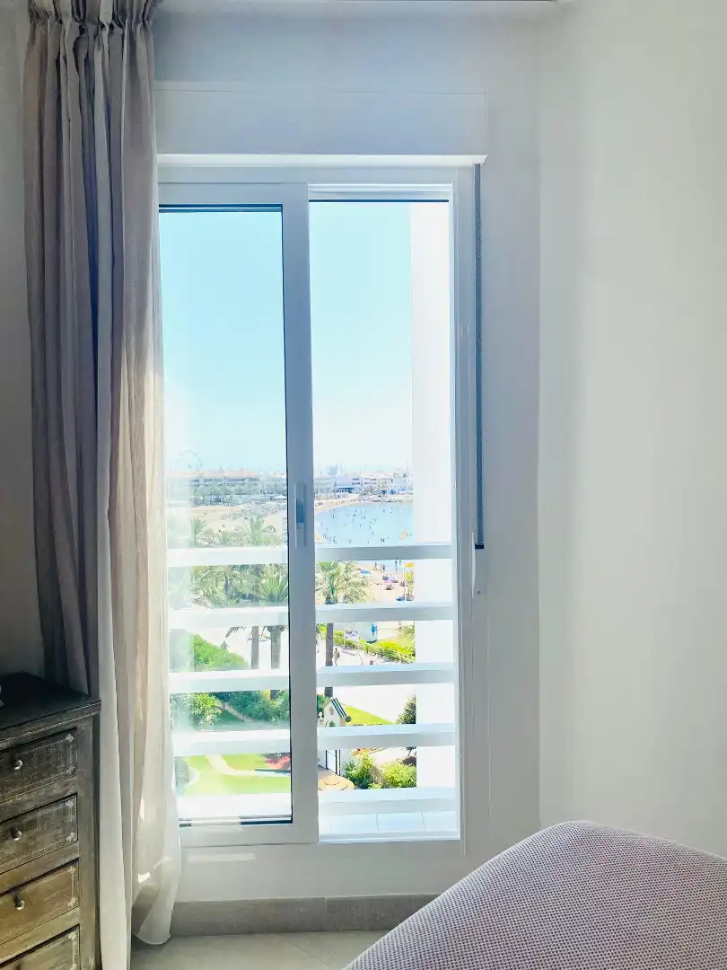Terrasse von Wohnung zur Miete in Benalmádena mit Klimaanlage, Terrasse und Möbliert
