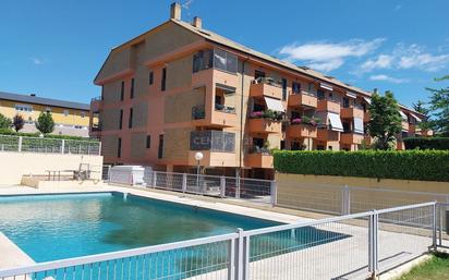 Piscina de Pis en venda en El Escorial amb Traster