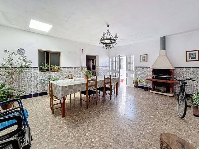 Casa-chalet en Venta en Tahivilla