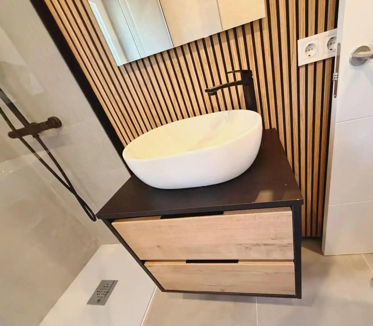 Apartamento con terraza en venta en Avenida Avenida Gamonal, imagen 25