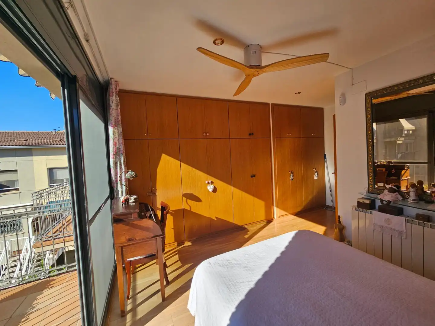 Habitación de Casa adosada en venta en Granollers