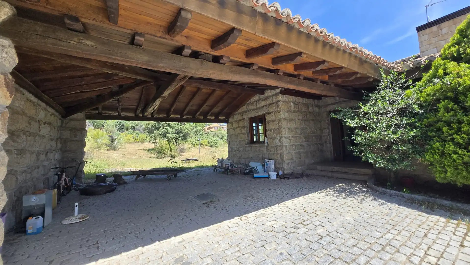 Vista exterior de Casa o chalet en venta en Torrelodones con Jardín privado y Piscina