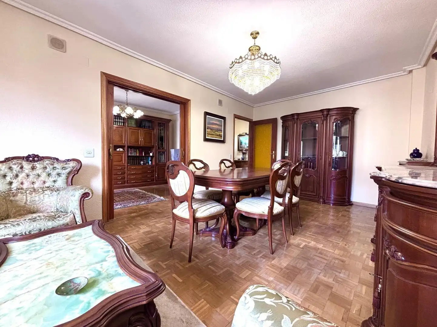 Comedor de Piso en venta en Salamanca con Calefacción, Parquet y Amueblado