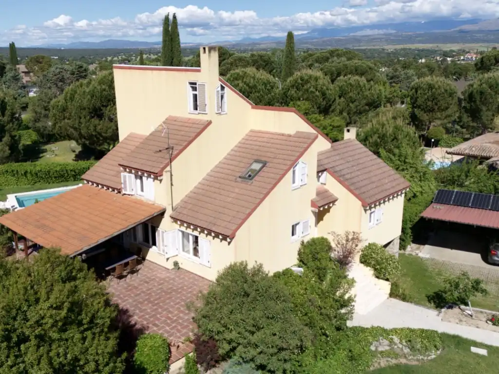 Vista exterior de Casa o xalet en venda en Algete