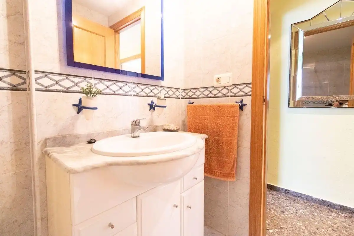 Bathroom of Flat for sale in Albuixech  with Air Conditioner, Heating and Balcony
