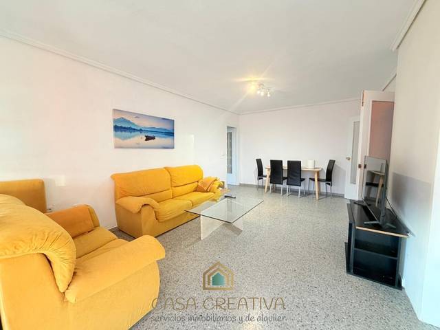 Piso en Alquiler en Avenida CATALUÑA en La Carrasca