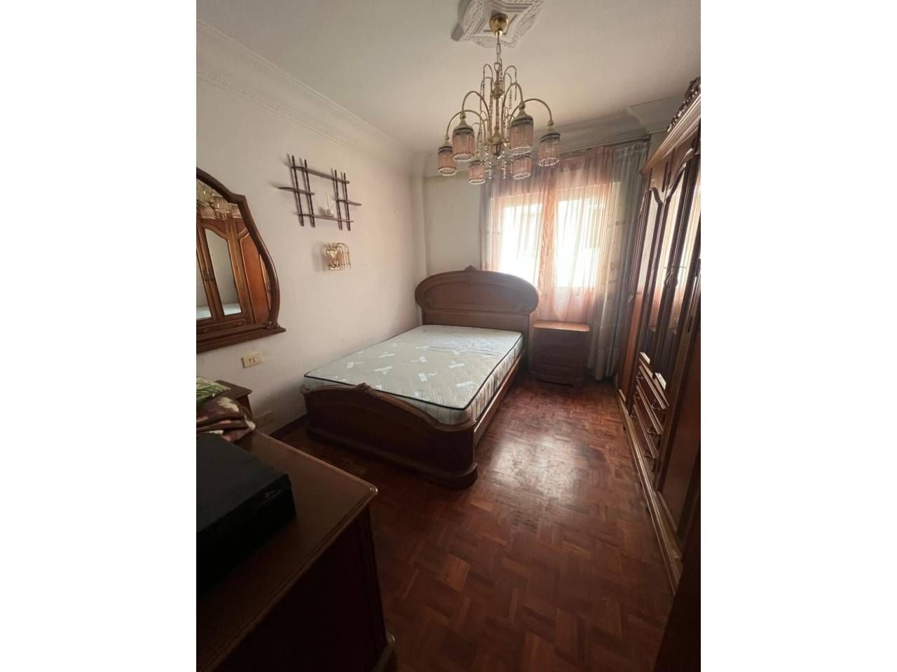 Habitación de Piso en venta en Burgos Capital con Calefacción, Parquet y Trastero