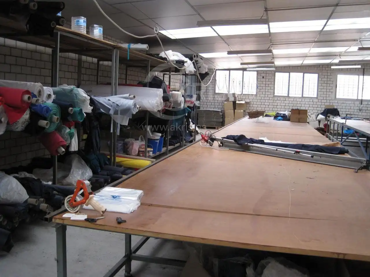 Nave industrial en venta en La Mata