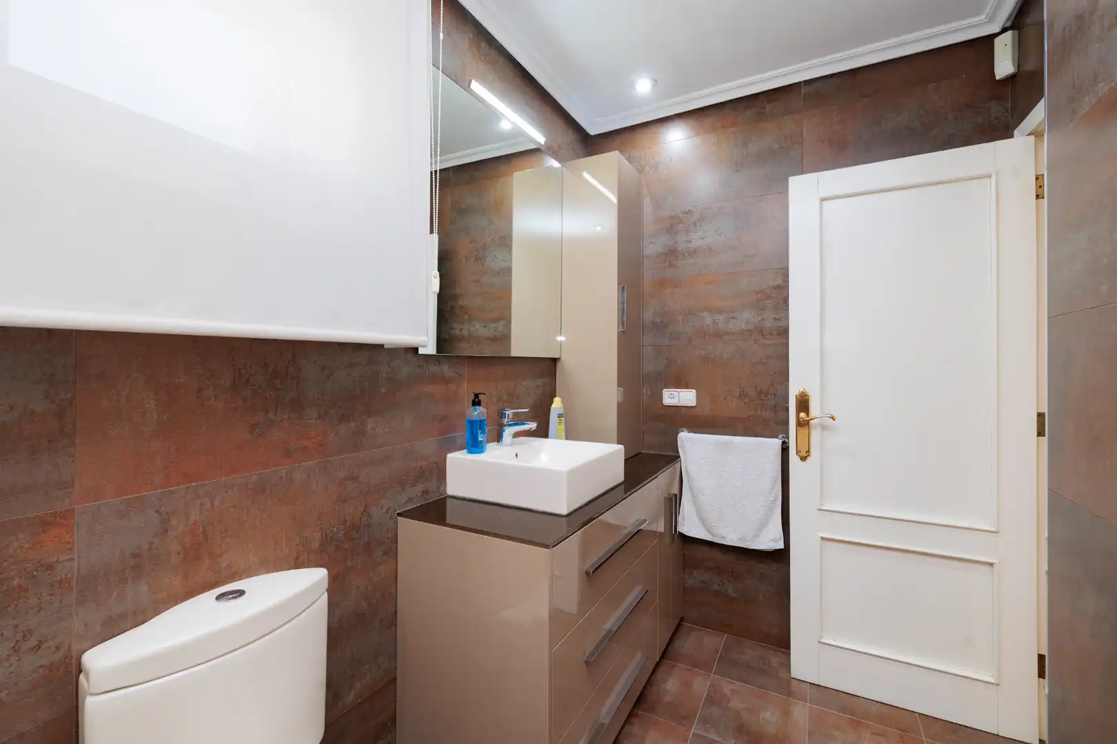 Baño de Casa o chalet en venta en Vigo  con Jardín privado, Parquet y Terraza