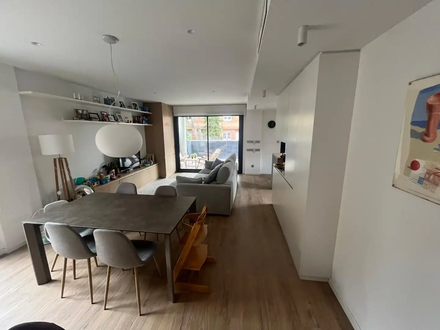 Sala d'estar de Pis de lloguer en Sant Cugat del Vallès amb Terrassa, Moblat i Forn