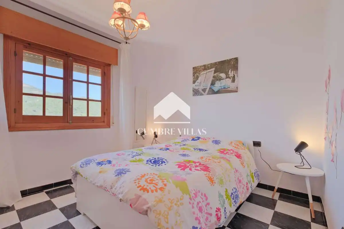Casa rústica amb jardí en venda a Ítrabo, imagen 37