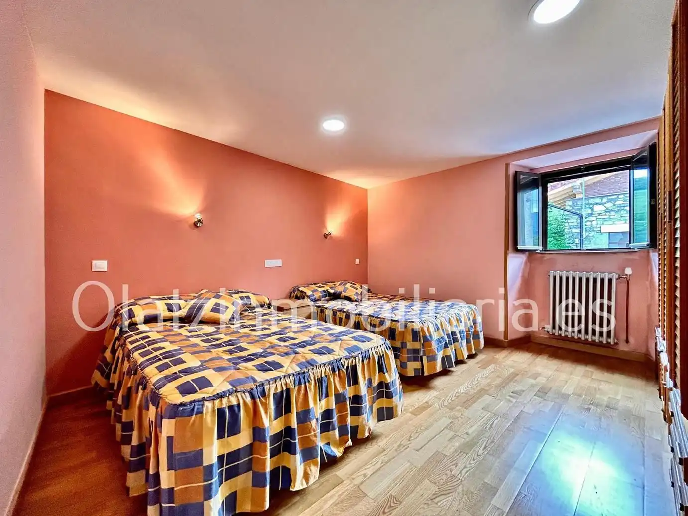 Dormitori de Casa o xalet en venda en Valle de Mena amb Calefacció i Terrassa