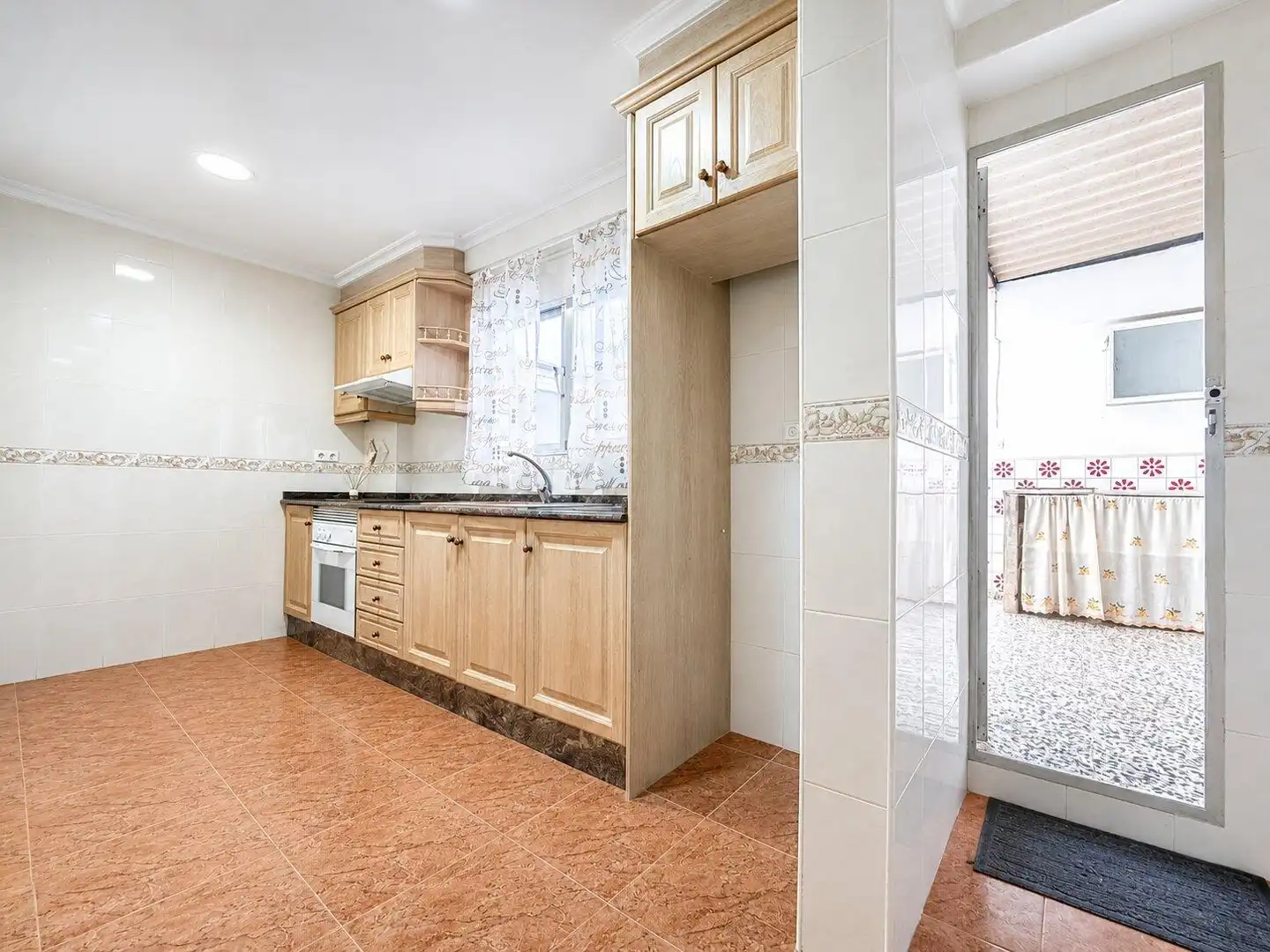 Cocina de Piso en venta en Meliana con Terraza, Trastero y Balcón