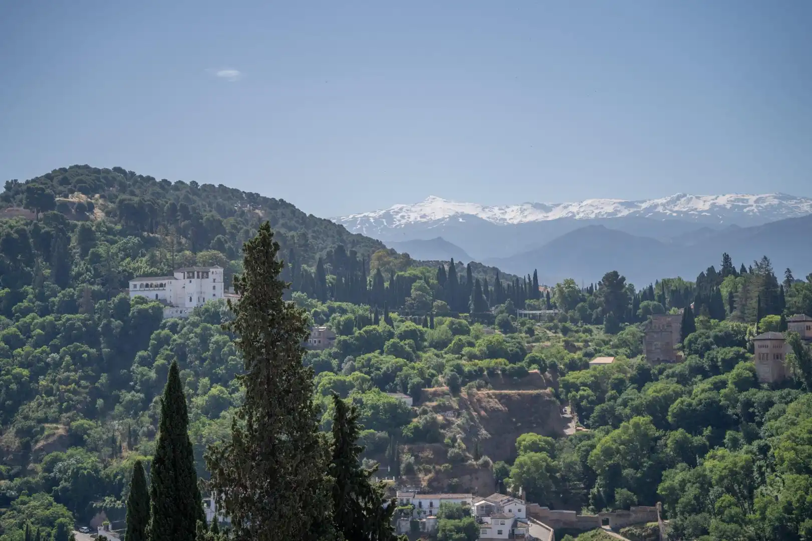 Exterior view of Houses for sale in Granada  with Air Conditioner, Terrace and Furnished