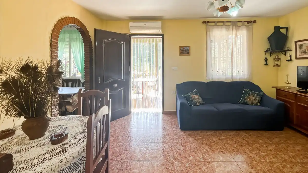 Sala d'estar de Finca rústica en venda en Málaga amb Aire condicionat, Traster i Piscina