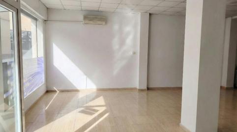 Foto 2 von Geschaftsraum zum Verkauf in Calle de Valencia, Parque de la Bombilla, Llíria