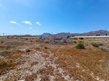 Terreno residencial en venta en Calarreona