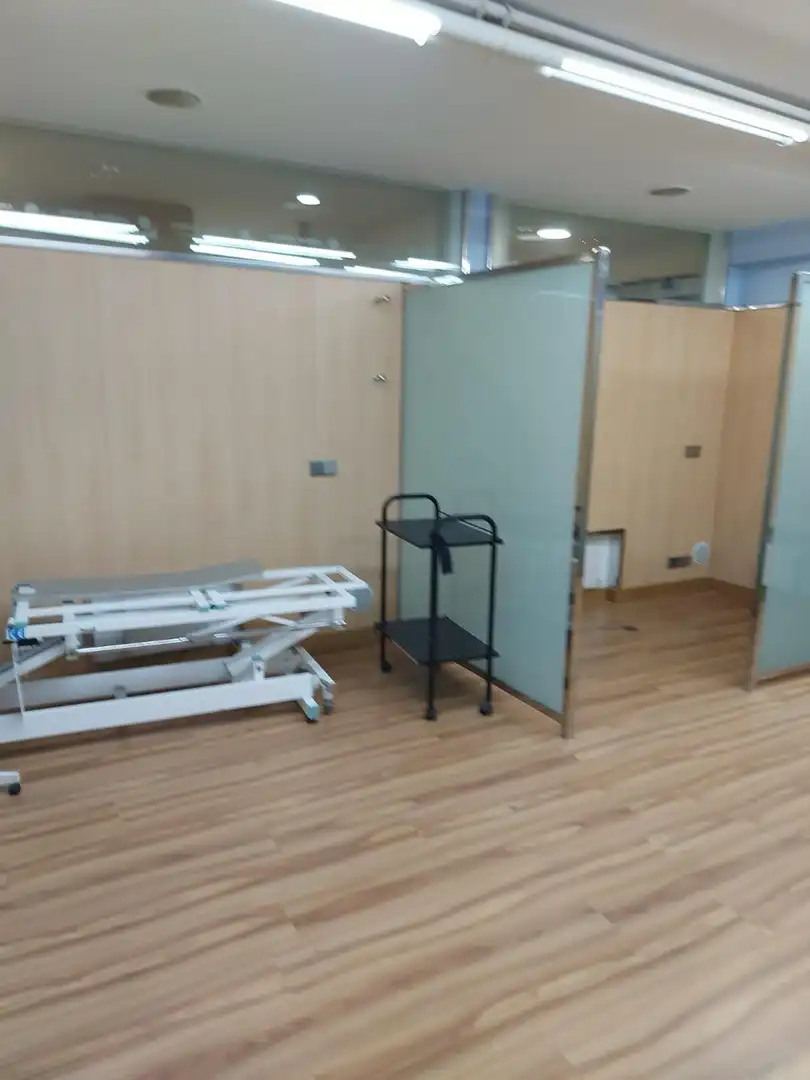 Büro zum Verkauf in Salamanca mit Klimaanlage und Heizung