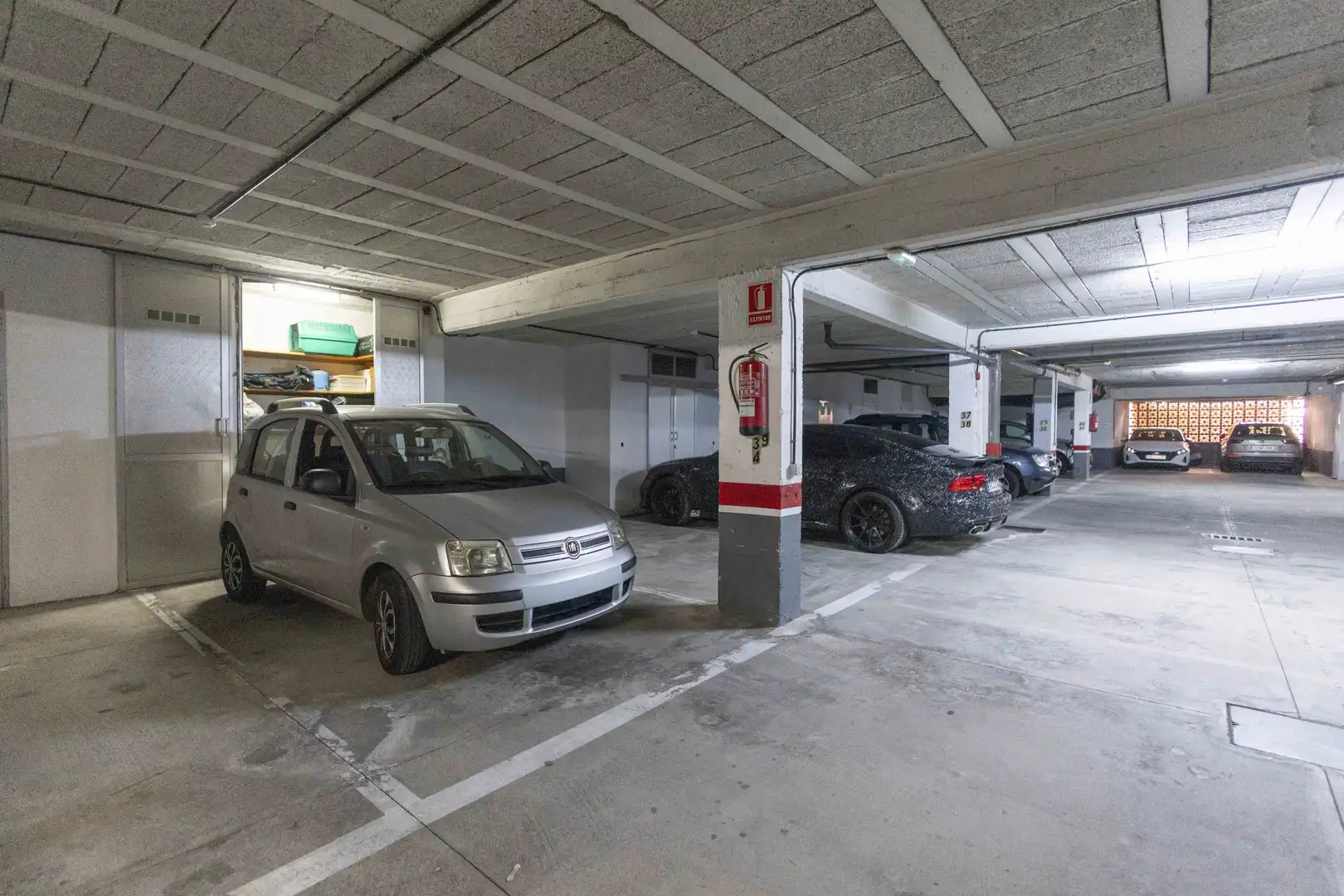 Parking de Dúplex en venta en Puerto de la Cruz con Jardín privado, Terraza y Trastero