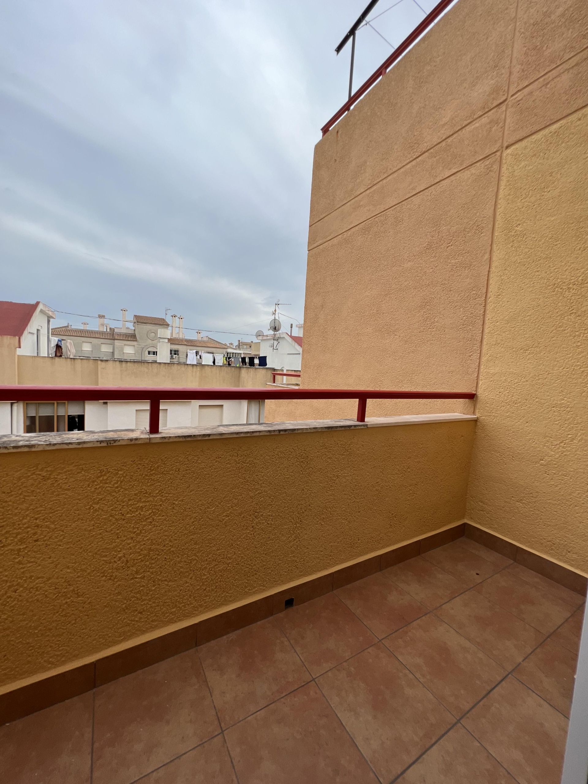 Attic to rent in Playa de Gandia