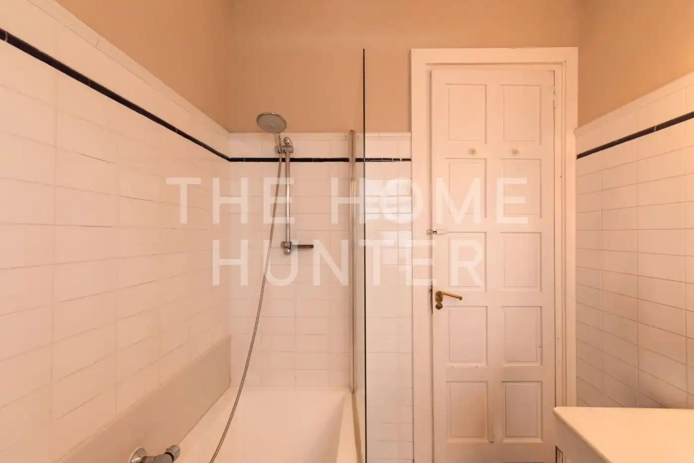 Bathroom of Flat for sale in Barcelona  with Heating and Terrace