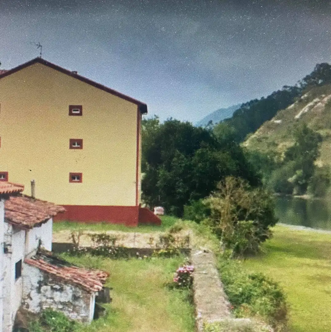 Vista exterior de Local en venda en Val de San Vicente 