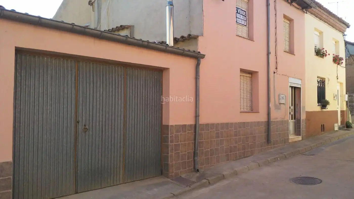 Casa en venda a Calle San Tirso 14