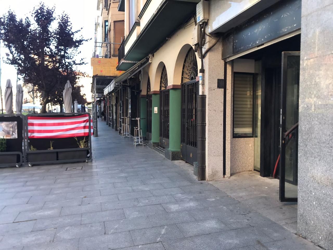 Vista exterior de Local en venda en Gernika-Lumo amb Aire condicionat