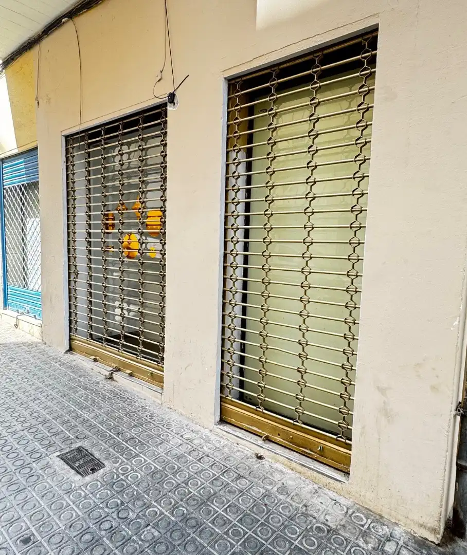 Exterior view of Commercial properties for rent in Barcelona