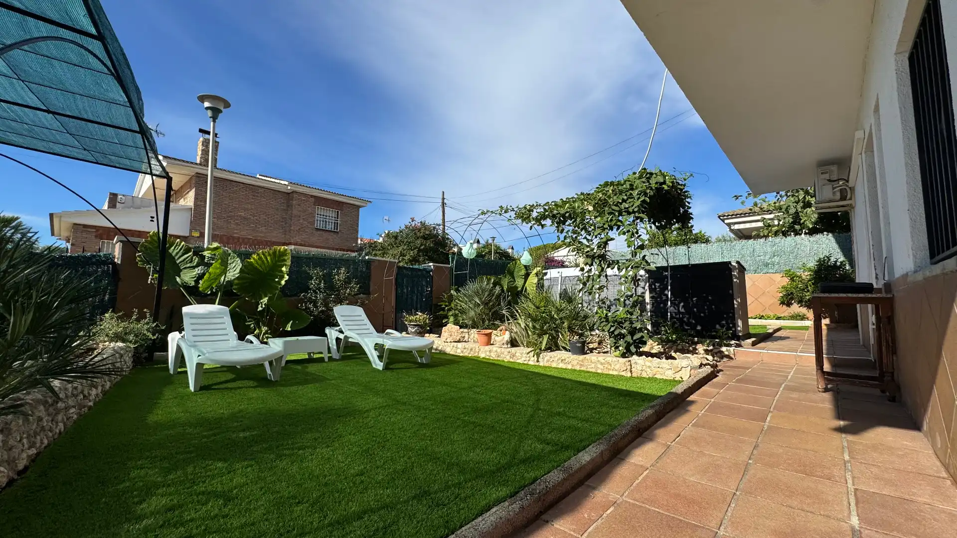 Garden of Houses for sale in Torredembarra  with Air Conditioner, Heating and Private garden