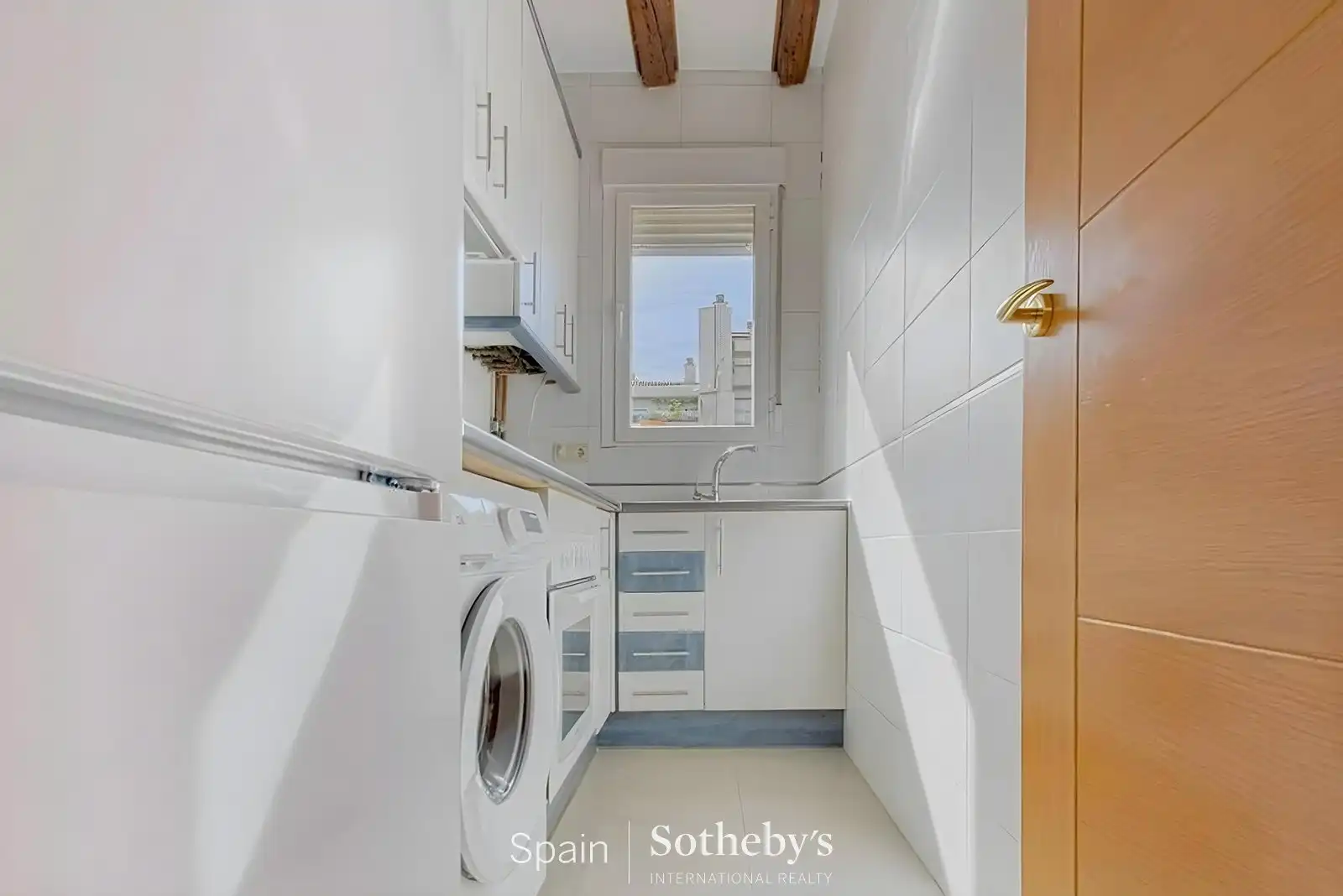 Kitchen of Apartments for sale in Madrid  with Air Conditioner, Heating and Terrace