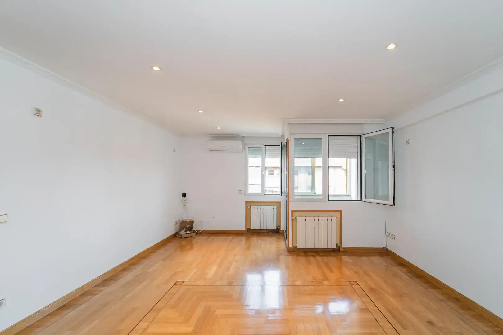 Living room of Flat for sale in Valdemoro  with Heating and Parquet flooring