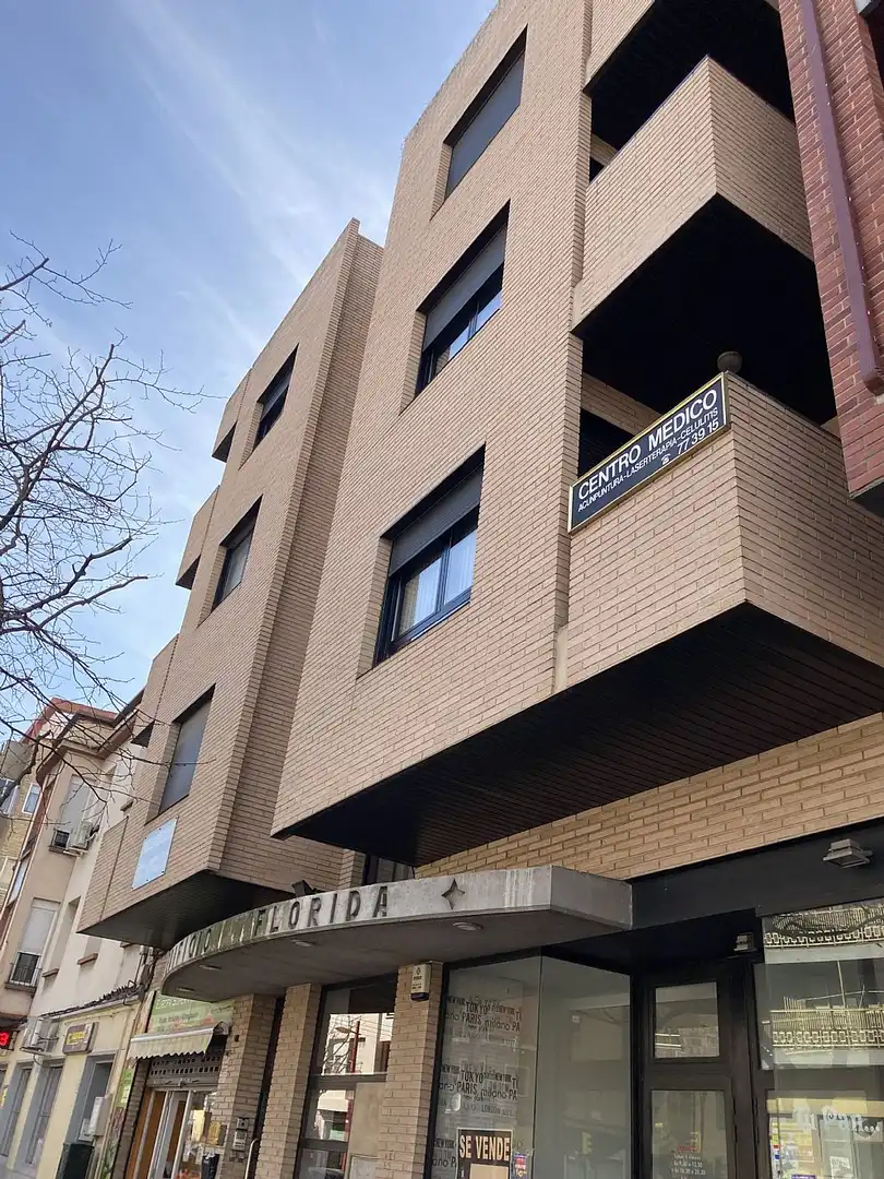 Aparcament en venda a Av Logroño