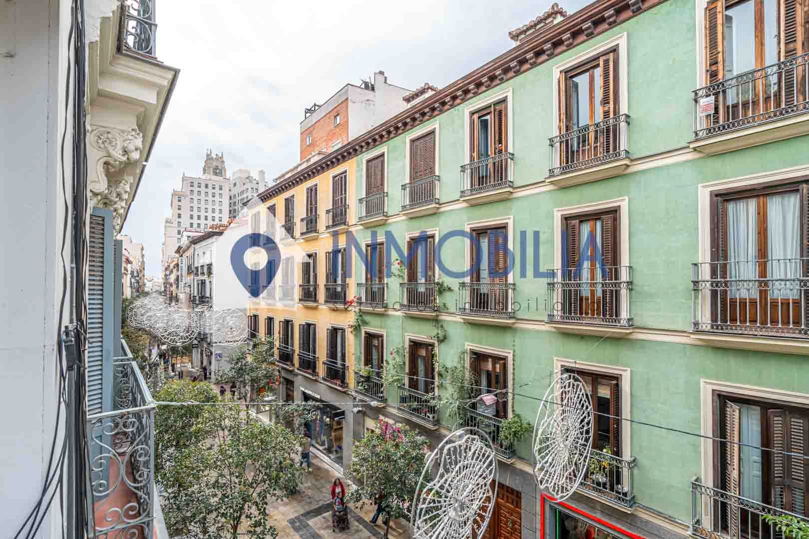 Exterior view of Loft for sale in  Madrid Capital  with Air Conditioner and Heating