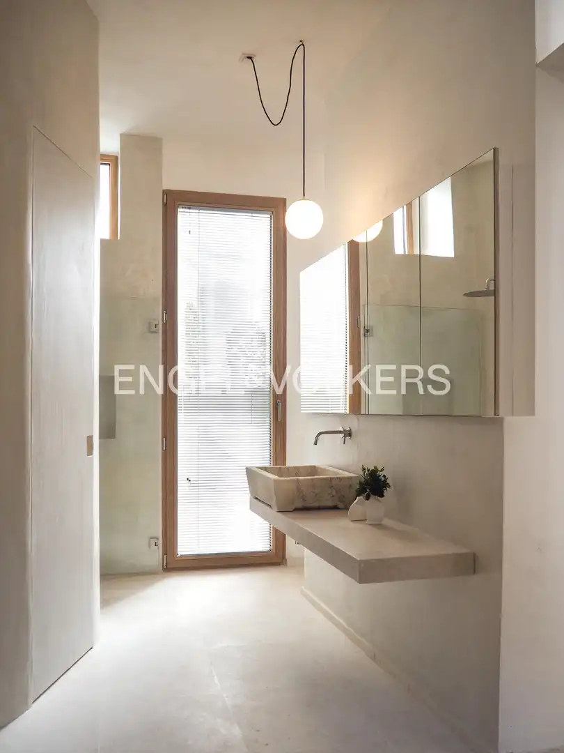 Bathroom of Apartments for rent in Madrid  with Heating, Furnished and Pets allowed
