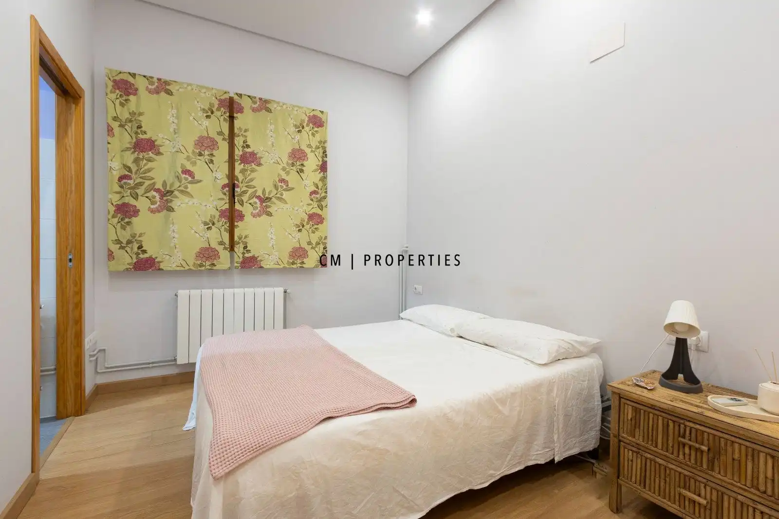 Bedroom of Flat for rent in Ciutat Vella 