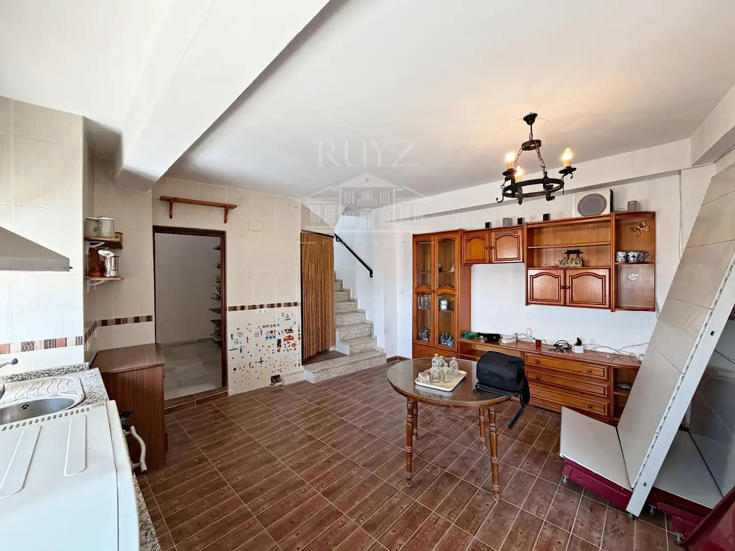 Haus oder Chalet zum Verkauf in Motril mit Terrasse und Balkon