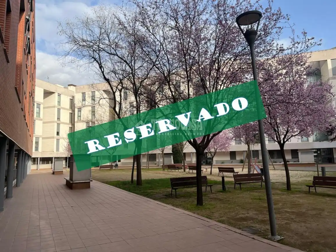 Vista exterior de Piso en venta en Ciudad Real Capital con Calefacción