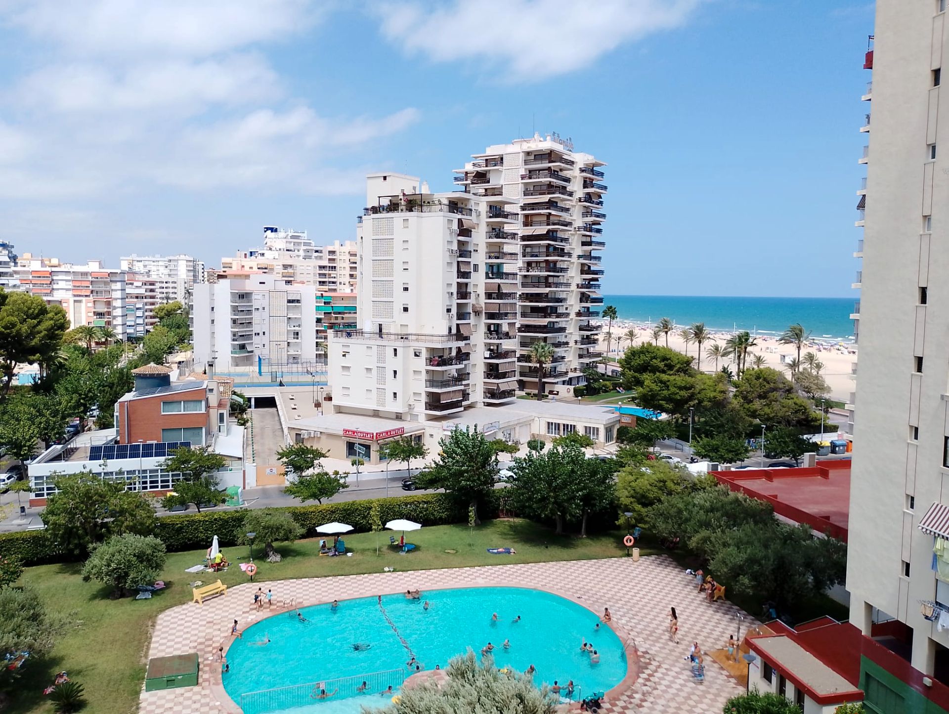 Swimming pool of Apartment for sale in Gandia  with Terrace, Furnished and Community pool