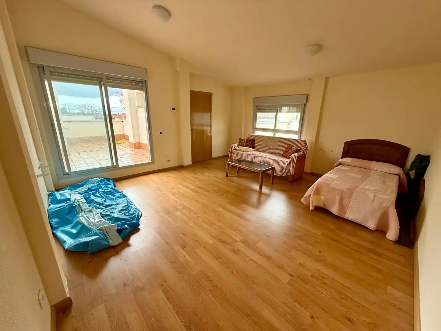 Bedroom of Houses for sale in Burguillos de Toledo  with Air Conditioner, Heating and Private garden
