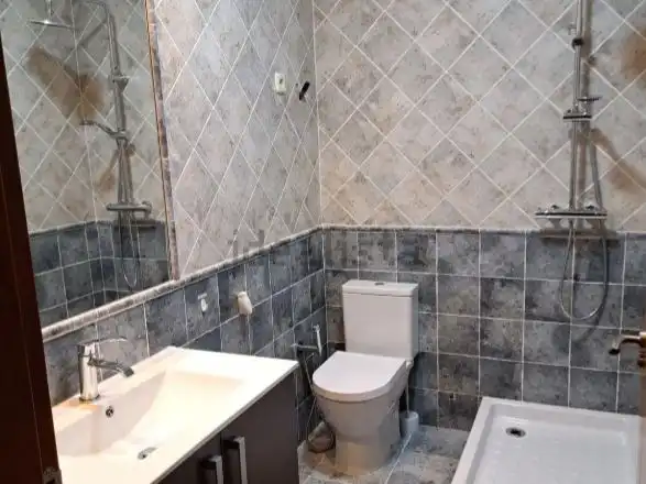 Badezimmer von Geschaftsraum zur Miete in Colmenar Viejo