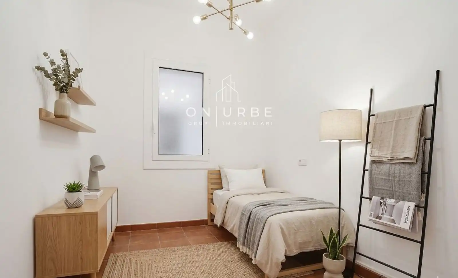 Bedroom of Flat for sale in Barcelona  with Air Conditioner