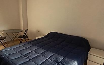 Dormitori de Pis per a compartir en Orihuela amb Terrassa i Traster
