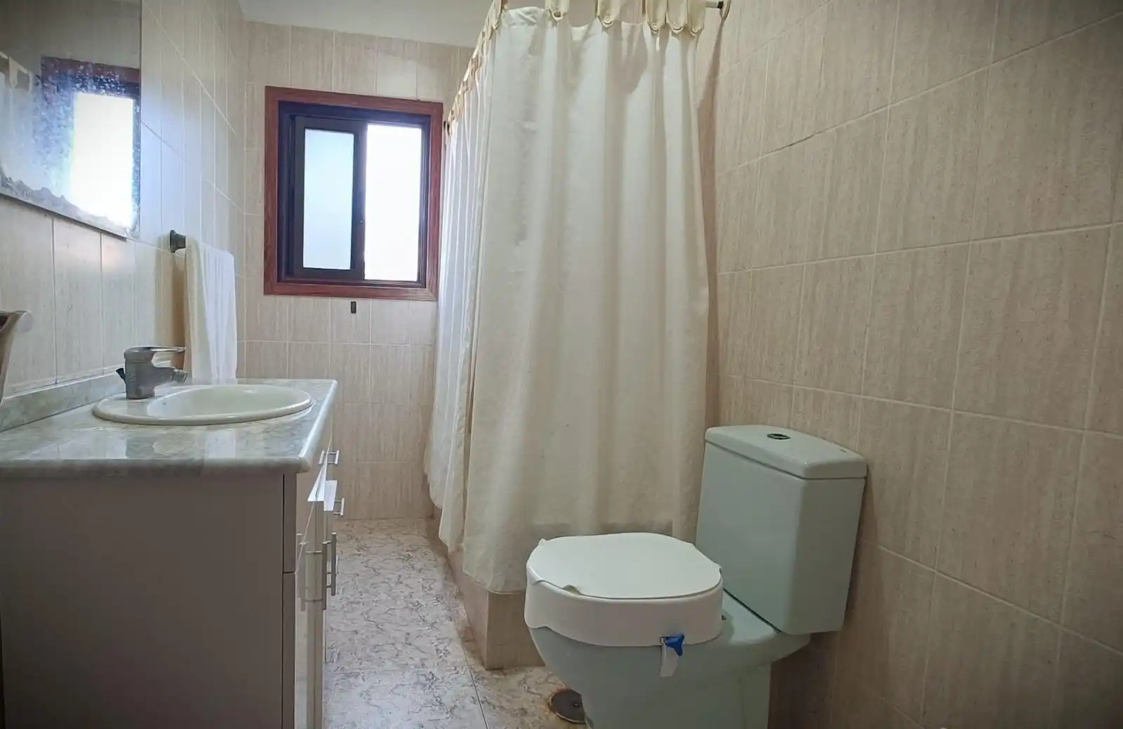 Bathroom of Houses for sale in San Cristóbal de la Laguna  with Private garden