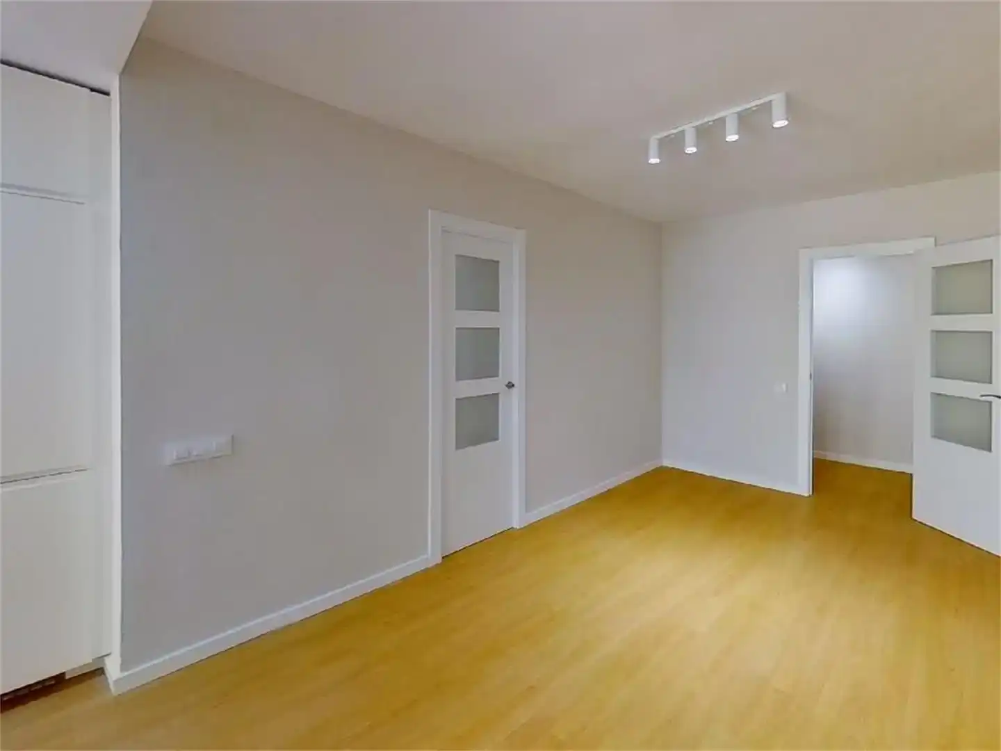 Habitación de Piso en venta en Mataró con Parquet y Balcón