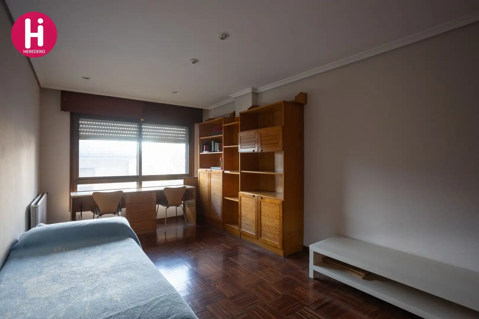 Schlafzimmer von Wohnung zum Verkauf in Vigo  mit Heizung und Abstellraum